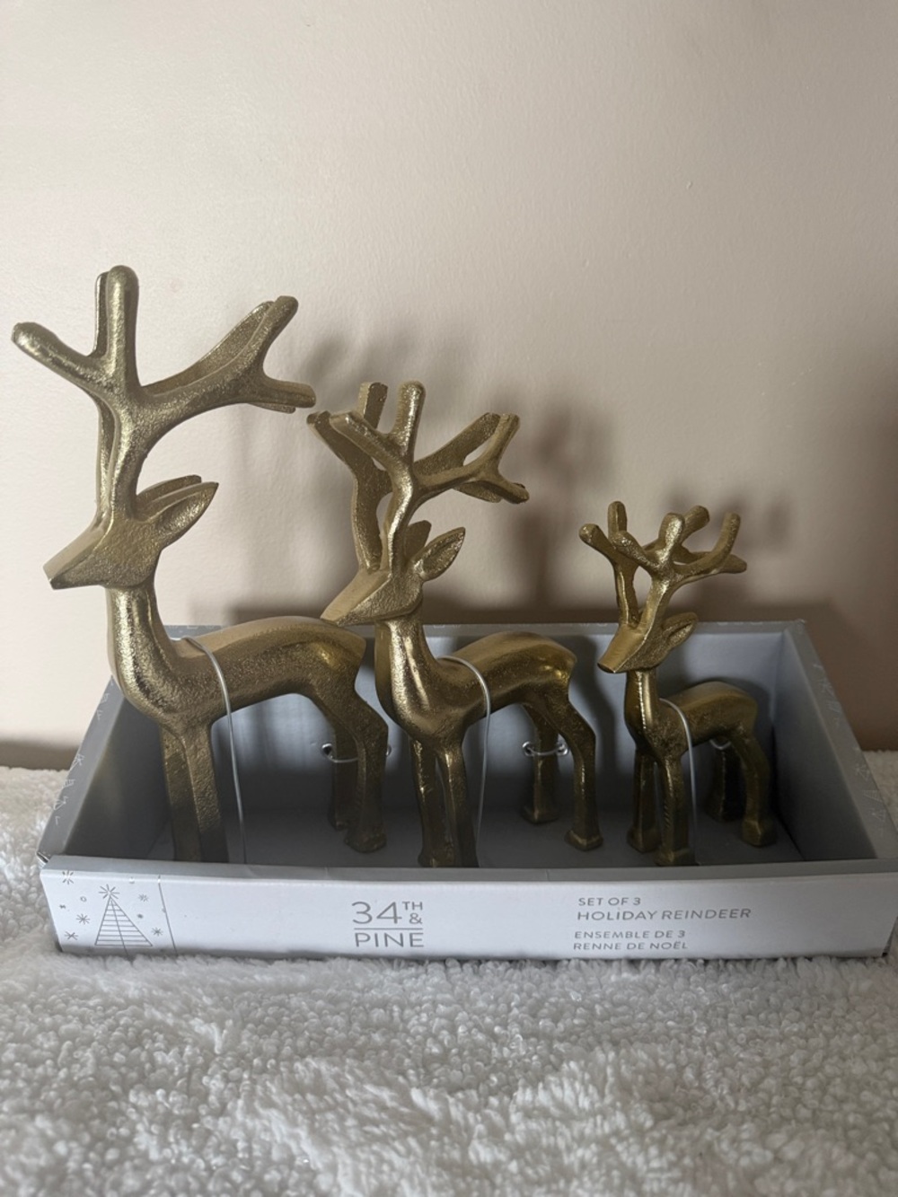 34th & Pine Holiday Christmas Gold Reindeer Set NEW!